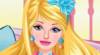 Maquillar a Barbie